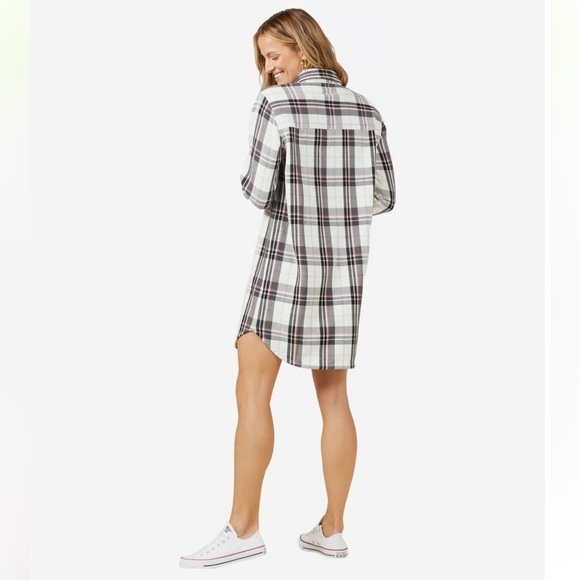Outerknown Blanket Shirt Dress White Black Pink Plaid Long Sleeve Size Small NWT - Picture 4 of 14